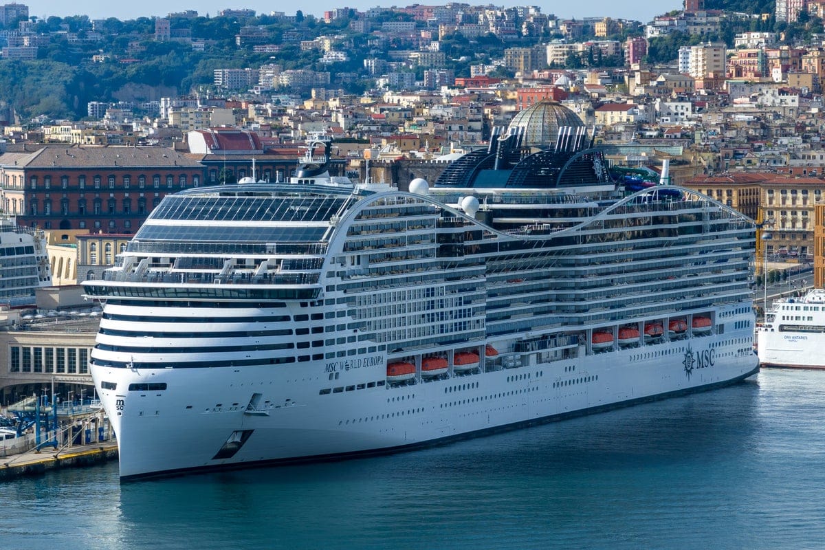 Propulsion Failure Delays MSC World Europa in Mediterranean Near Ponza