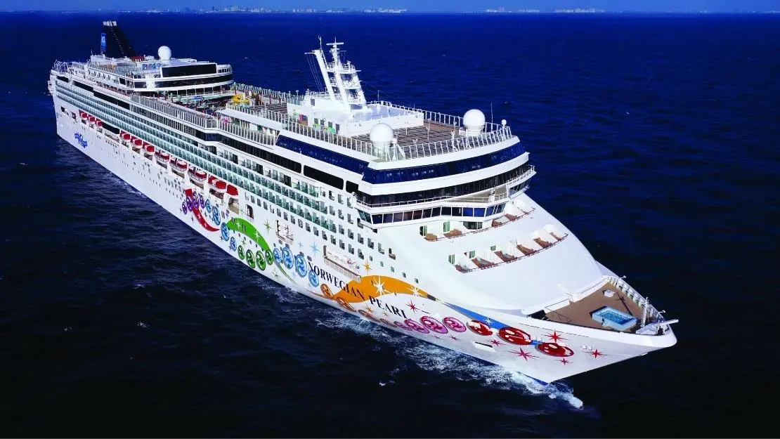 Norwegian Pearl Enters Drydock to Add Adults-Only Vibe Beach Club