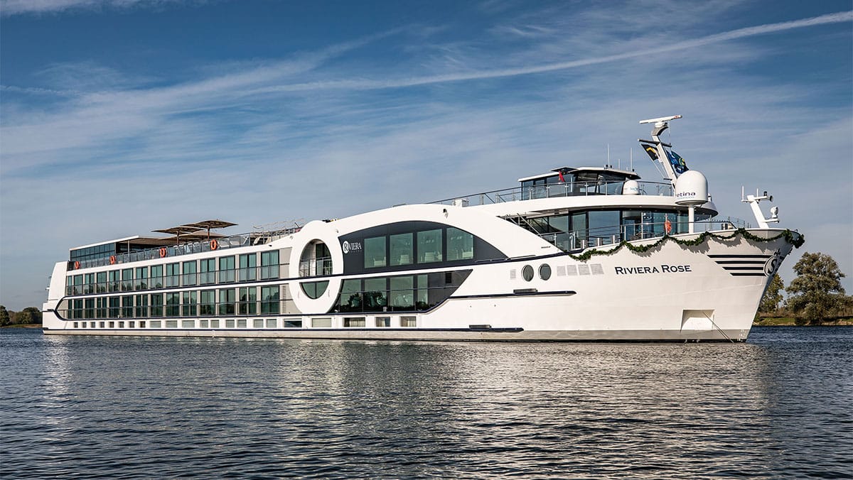 Riviera Travel Offers Advisors $75 per Booking for 2026-27