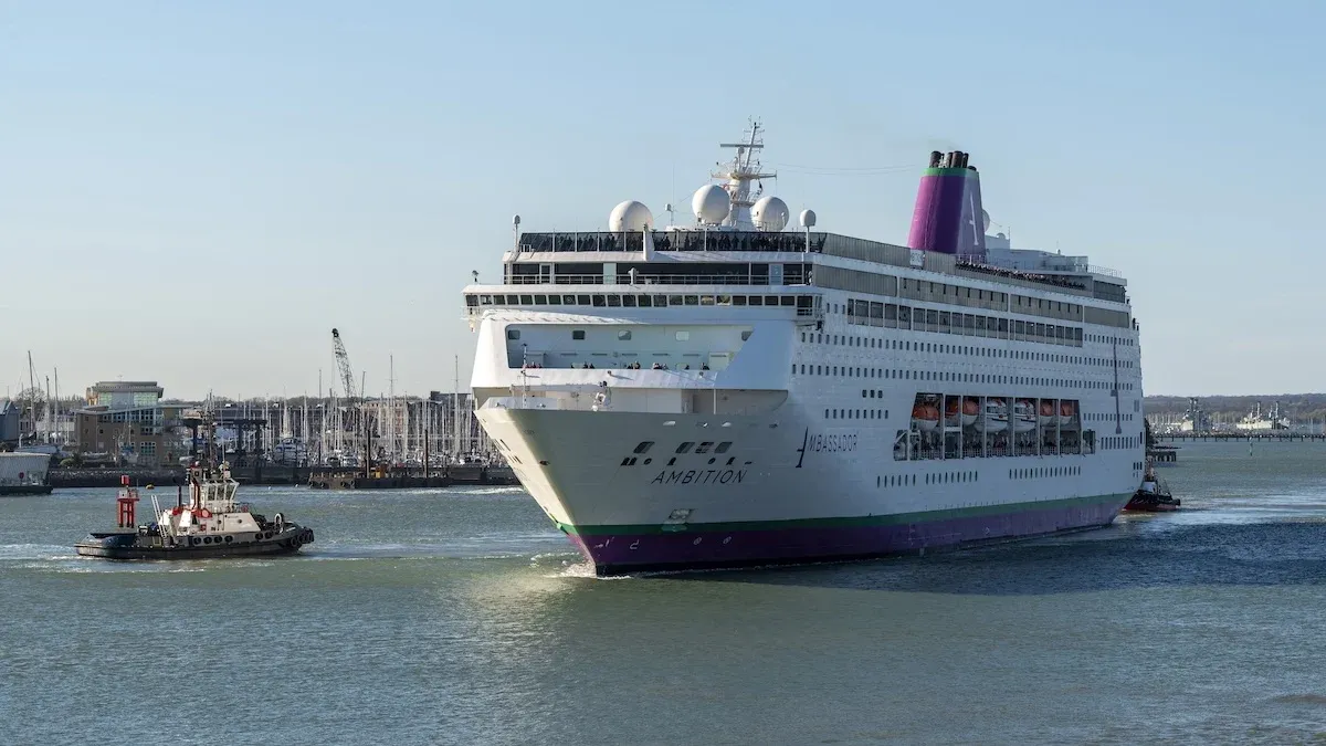 Ambassador's Ambition Returns to Antwerp After Scheldt Oil Spill