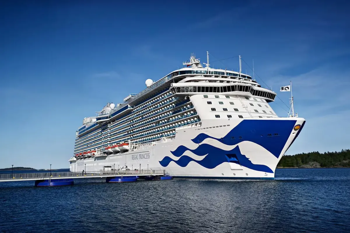 Search Underway Off Cancun for Missing Regal Princess Crew Member
