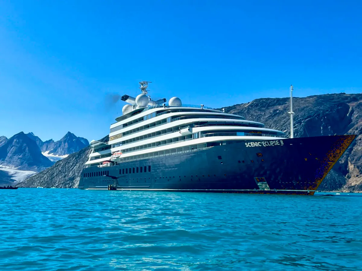 Scenic Eclipse II Makes Maiden Call in Hamburg