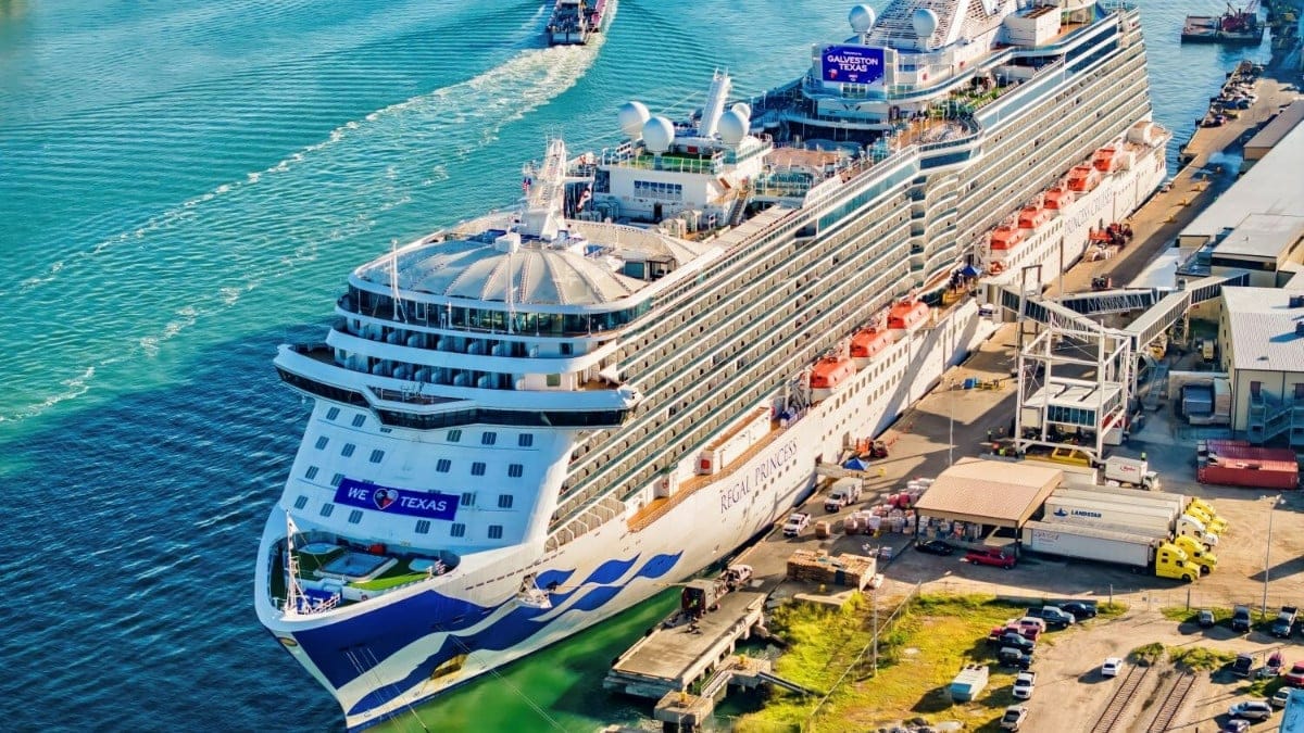 Oil Spill Closes Galveston Ship Channel, Delaying Cruise Departures