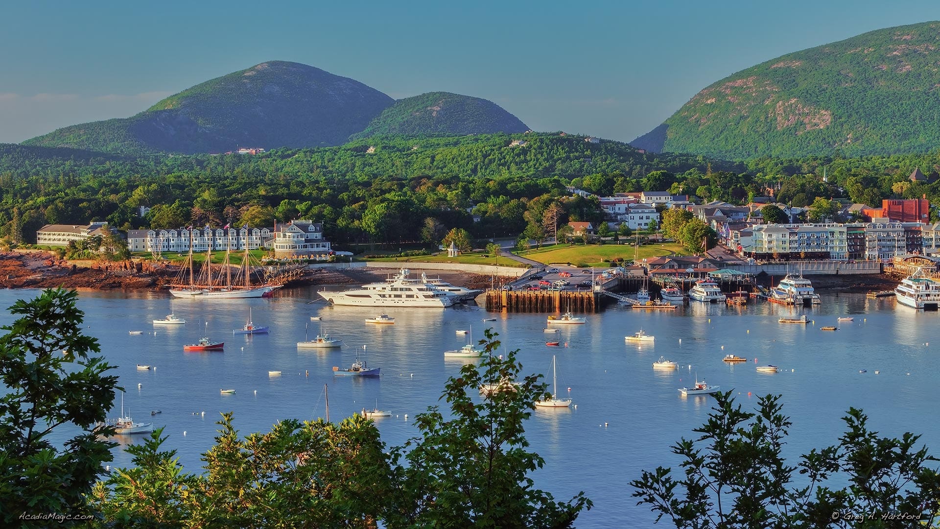 Judge Limits Bar Harbor Cruise Passenger Cap to July and August