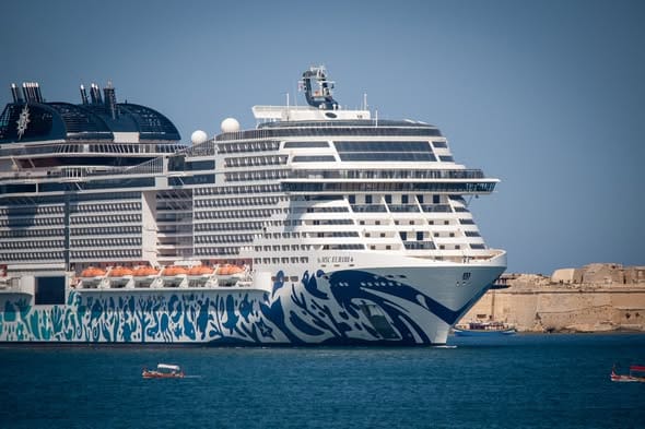 Valletta Welcomes Norwegian Pearl and MSC Euribia for First Time