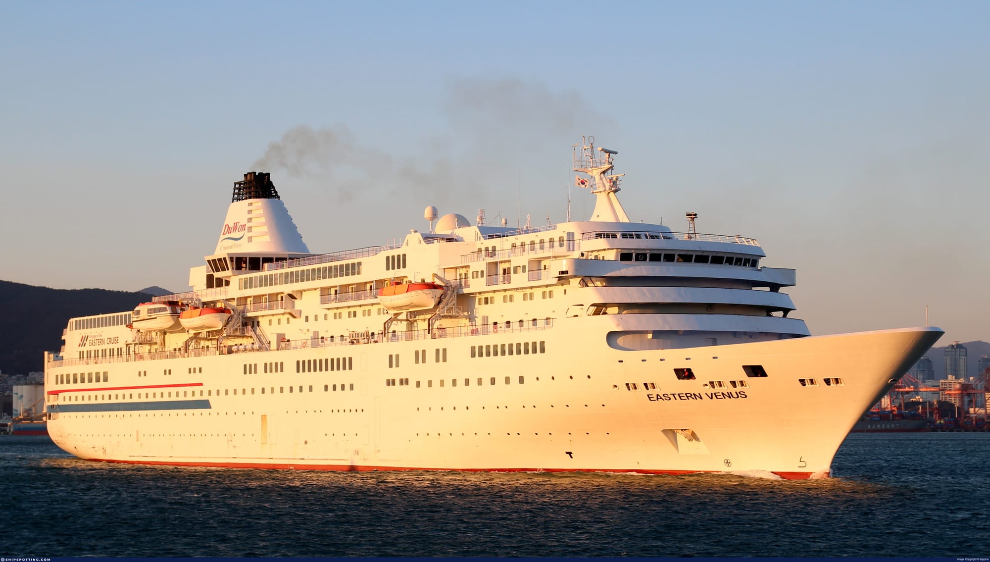 Vladivostok Resumes Cruise Calls After Six-Year Pause