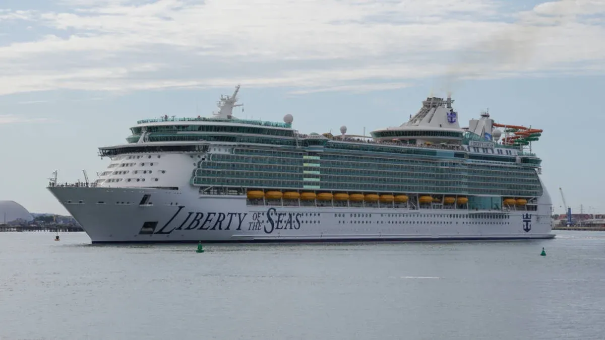 Rough Weather Delays Liberty of the Seas Return to Southampton
