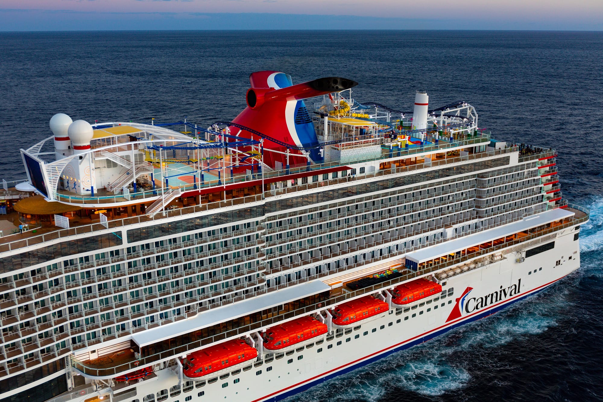 Analysts Keep Bullish Views on Carnival After Record Q2