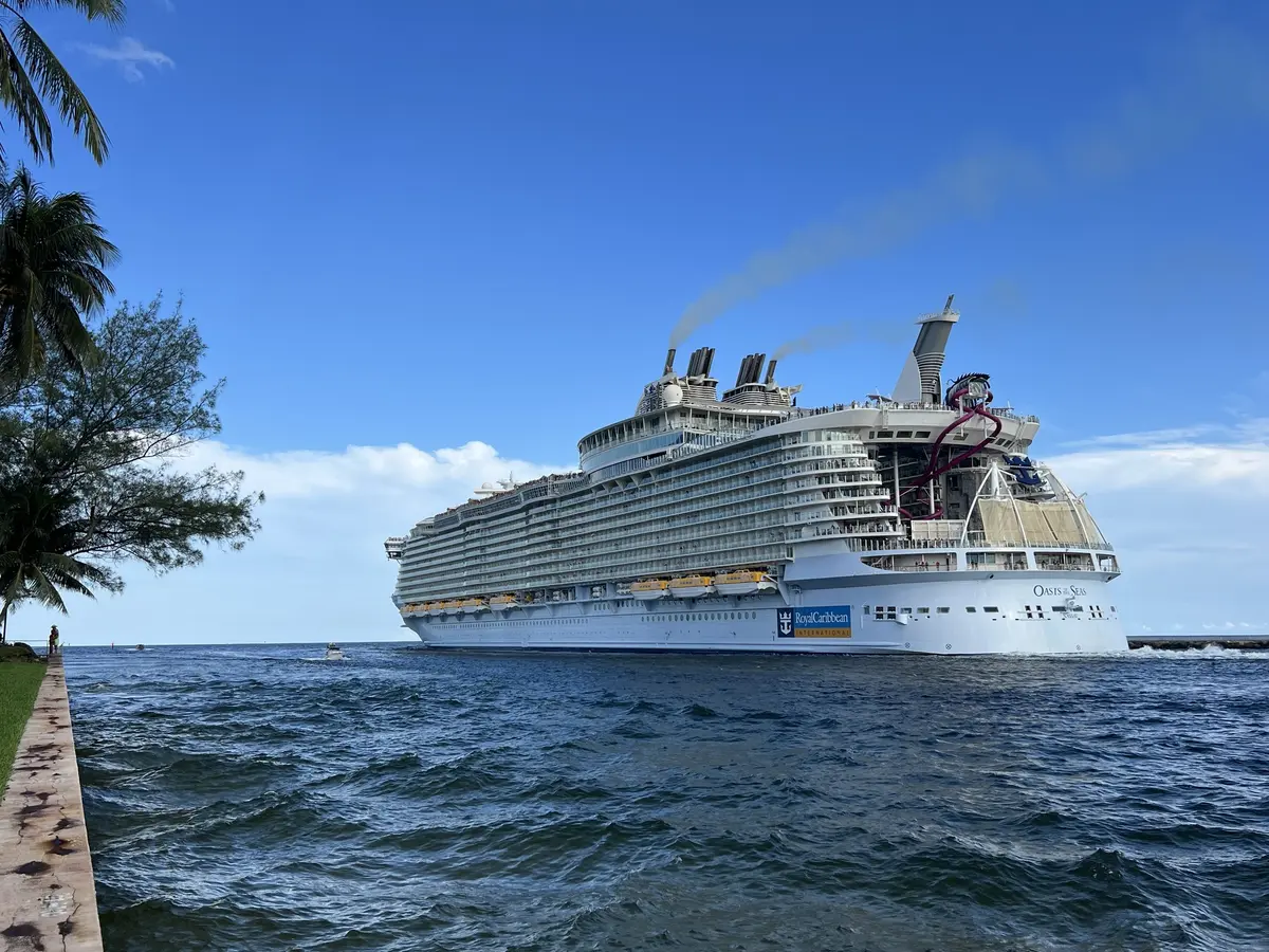 Oasis of the Seas Returns to Nassau for Medical Evacuations
