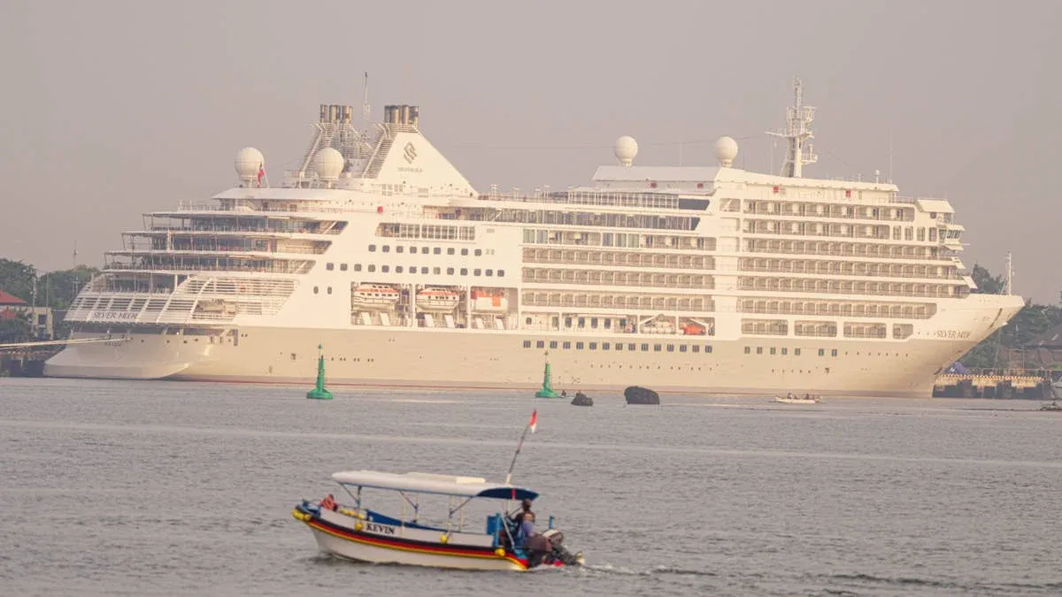 Silversea Delays Silver Moon’s Tokyo Departure Over Typhoon