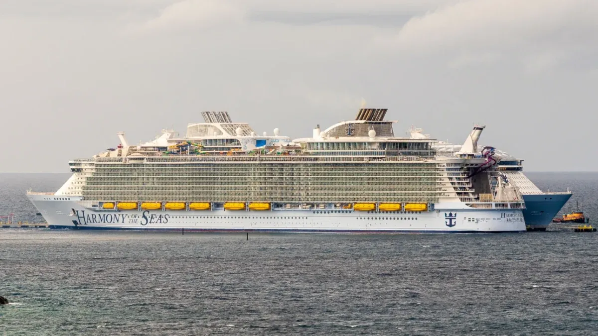 Harmony of the Seas Reorders Bahamas Calls Due to Rough Weather