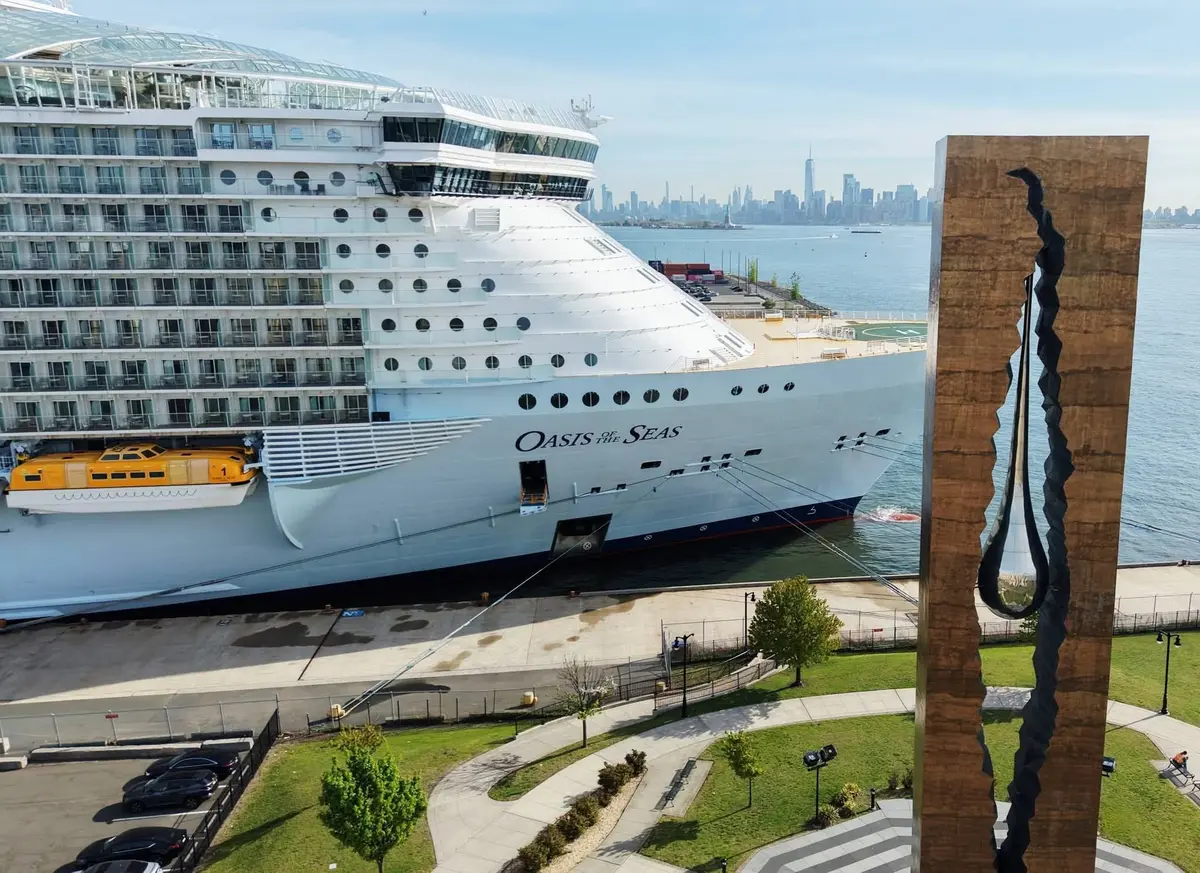 Oasis of the Seas Rerouted to Halifax as Weather Cancels Bahamas Calls