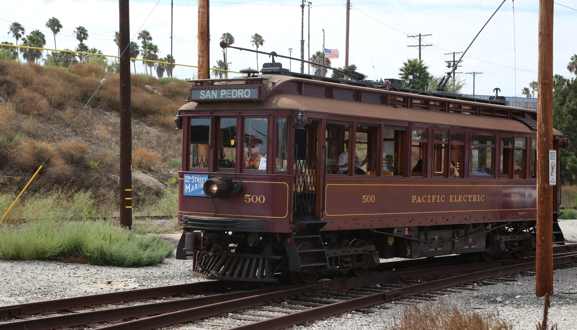 Los Angeles Harbor Commission Loans San Pedro Red Cars to Museums