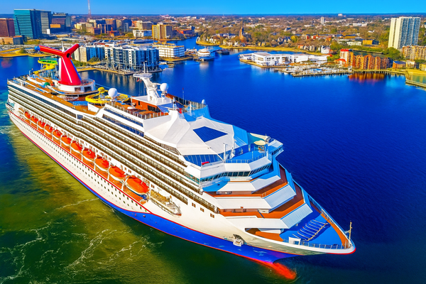 Carnival Launches Paid High School Internship in Cruise Terminal Operations
