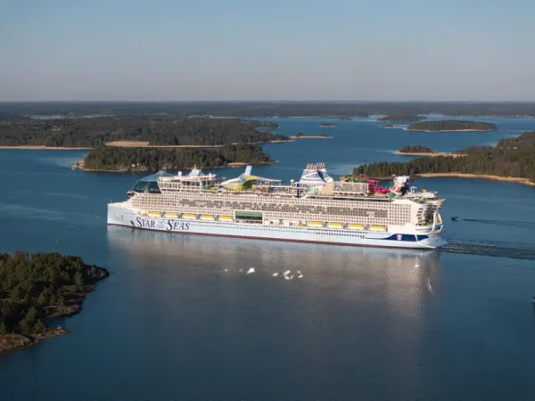 Star of the Seas Nears Debut as Royal Caribbean Focuses on LNG, New Ships