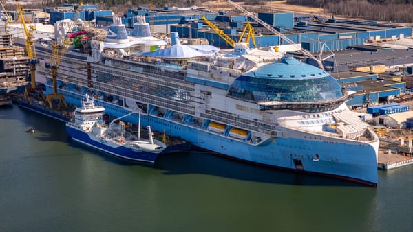 Port Canaveral First LNG Bunkering for Star of the Seas