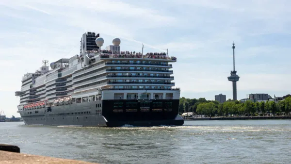 Holland America’s 2026 Europe Cruise Bookings Jump Over a Third