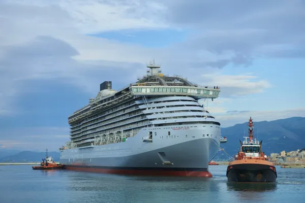 Valiant Lady Diverts to Saint John After Gale Warning Near Bermuda