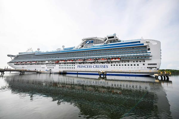 Sapphire Princess Recovers Five Bodies in Mediterranean