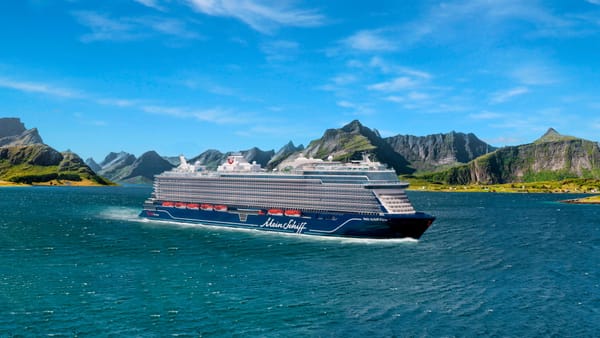 TUI Cruises Names Three Guests as Mein Schiff Flow Godmothers