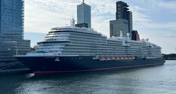 Cunard Delays Queen Anne Boarding for Enhanced Cleaning