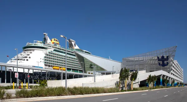 Texas Man Arrested at PortMiami in Alleged Bartender Assault