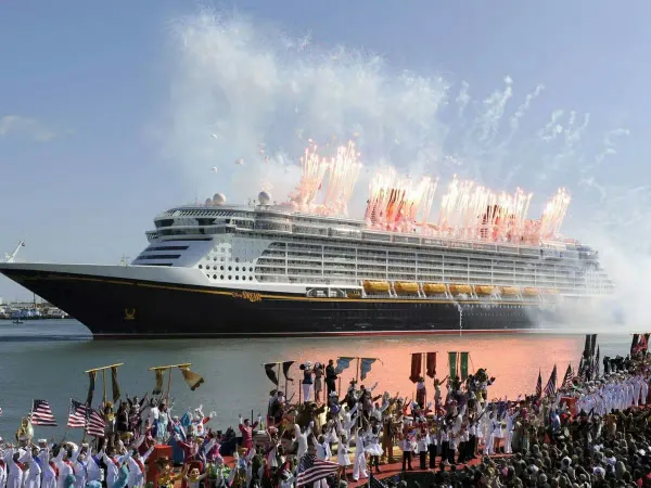 Disney Dream to Hold Public Sail-Away at Liverpool’s Pier Head