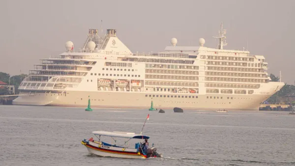 Silversea Delays Silver Moon’s Tokyo Departure Over Typhoon