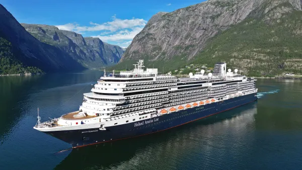 Rotterdam Calls at Portland During Transatlantic Voyage