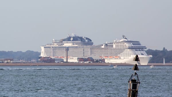 Storm Austen Brings Three Cruise Ships Back to Southampton Early
