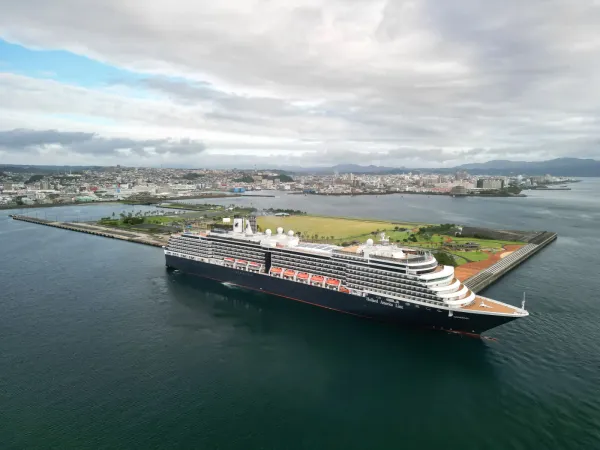 Westerdam Arrives in Tokyo for Fall Japan Cruise Season