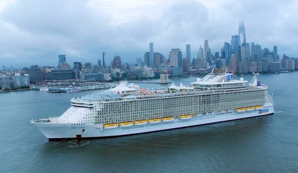 Royal Caribbean Reimburses Oasis Guests After Storm Delay
