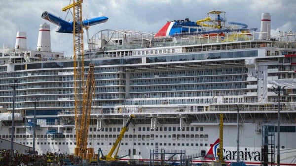 Carnival orders three massive new cruise ships